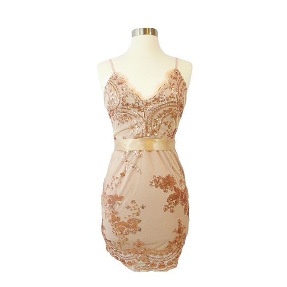 ❗️🔥LAST ONE Rose Gold Nude Backless Sequin Dress - Picture 6 of 8